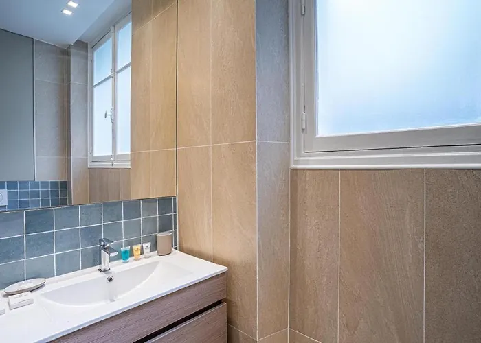 191 Auteuil - Superbe A Appartement